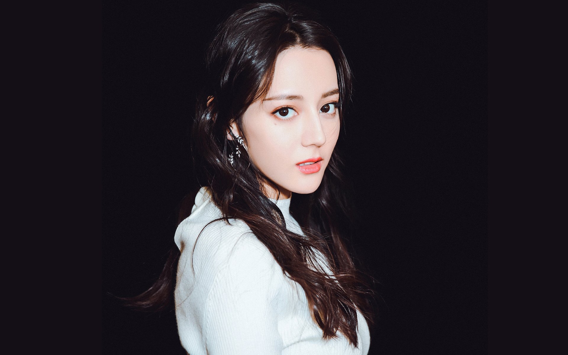 广东队在关键时刻打出一波流掌控比赛，广东队打法