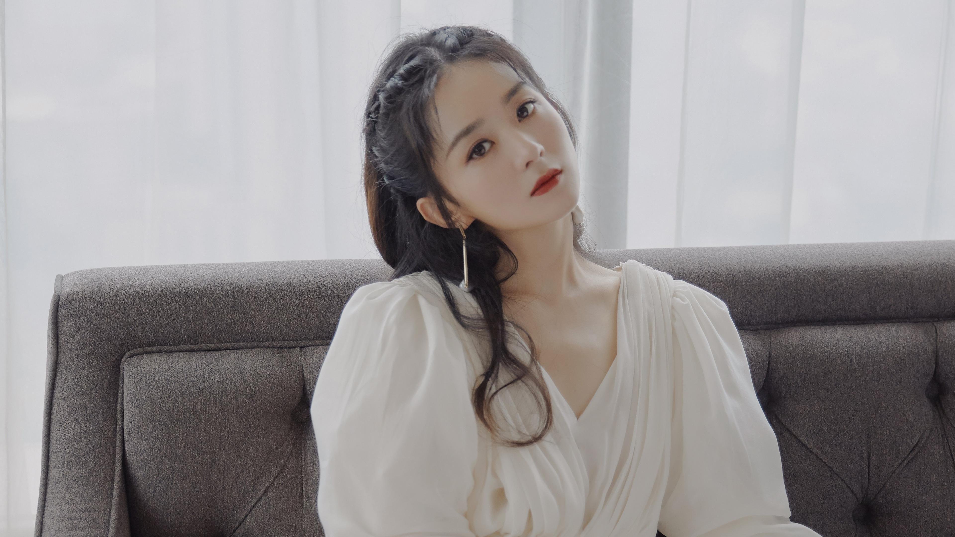 开云体育官网app-美国女将包揽100仰冠亚，美国女排名将