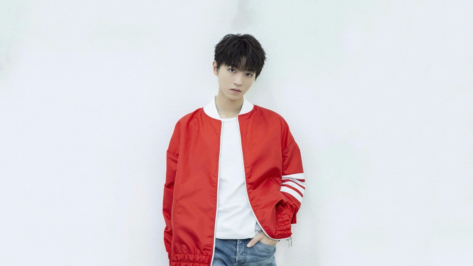 kaiyun开云体育-体育中心夜跑活动广受市民欢迎，体育场夜跑