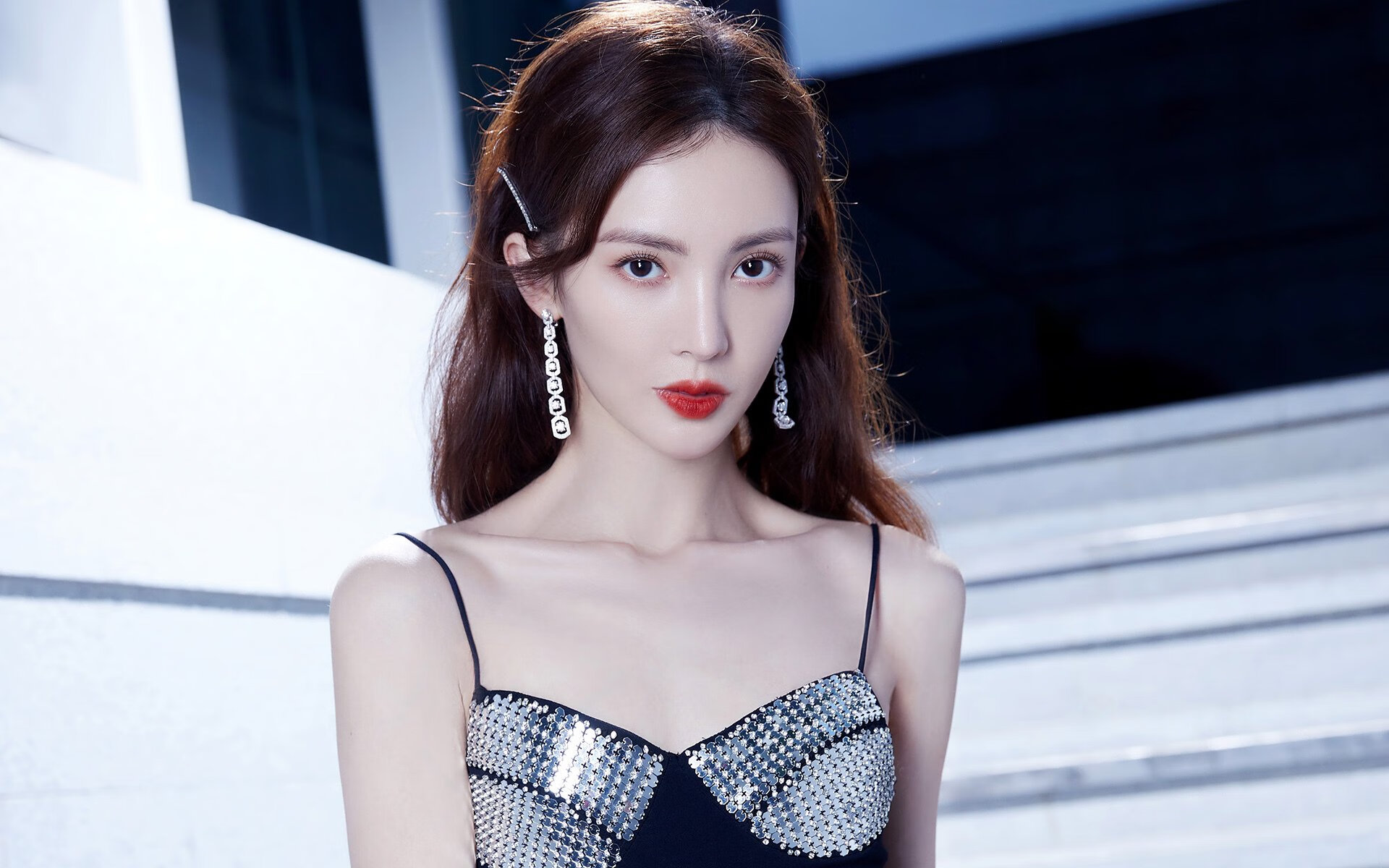 开云体育官网-《冠军》X自在无界专访花游女神梁馨枰：人生只能是旷野，花样游泳梁馨枰